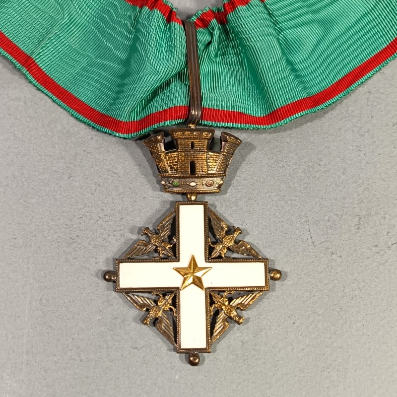 ITALIE MEDAILLE DE COMMANDEUR DE L'ORDRE NATIONAL DU MERITE EN COFFRET ITALIAN NATIONAL MERIT ORDER